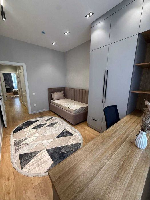 Аренда Элитное кв ЖК Сагбан Баурум 3-ком/4/8 ро-н Алмазарский