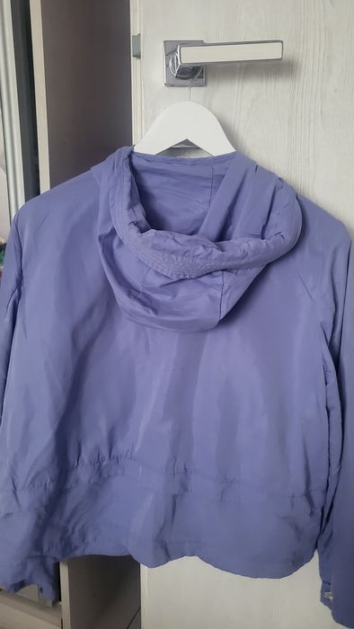 Ново тънко яке Guess