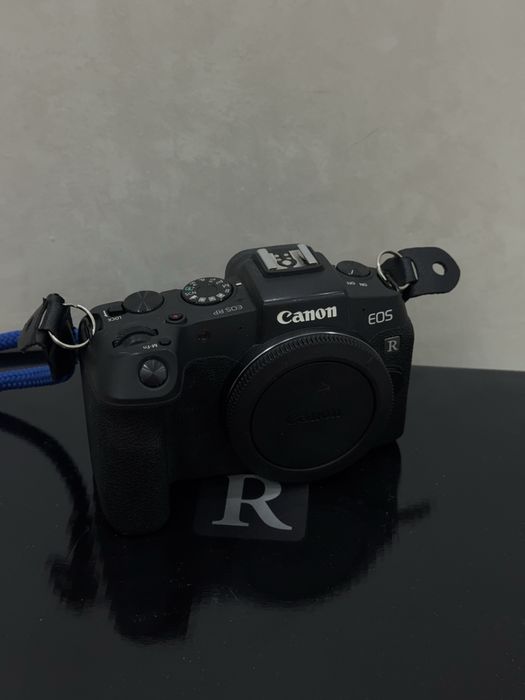 canon eos RP body