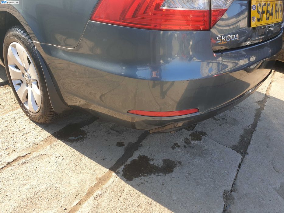 Bara Spoiler Spate cu Imperfectiuni Skoda Superb 2 Hatchback Berlina FL Facelift Hatchback 2013 - 2015 Culoare LF7Y [K4537]