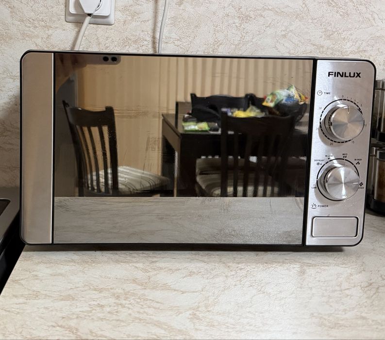 Микровълнова печка Finlux