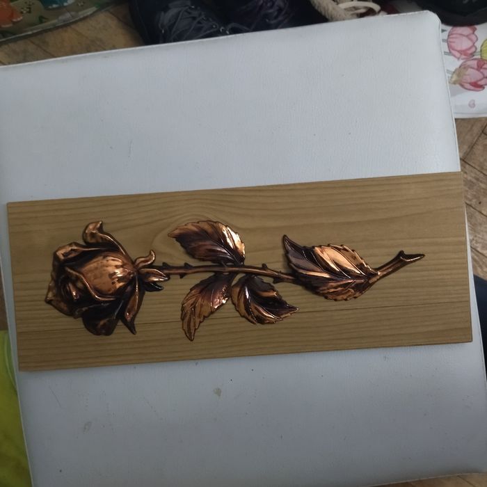 Метални декорации