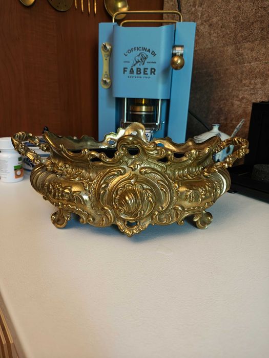 Антикварна масивна бронзова фруктиера Лоплюс подарък