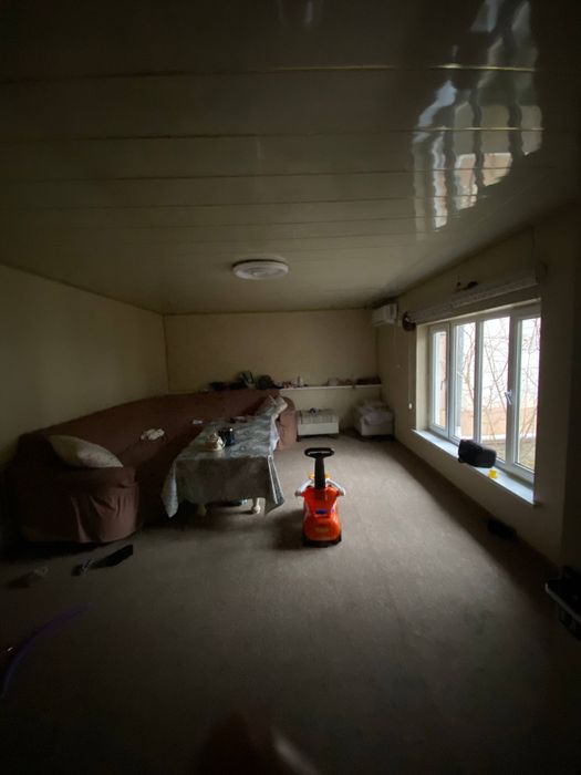 Sirdaryo shahar markazida Srochna uy sotiladi