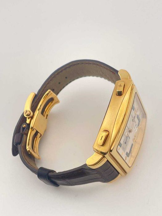 Часы Ulysse Nardin Quadrato Dual Time