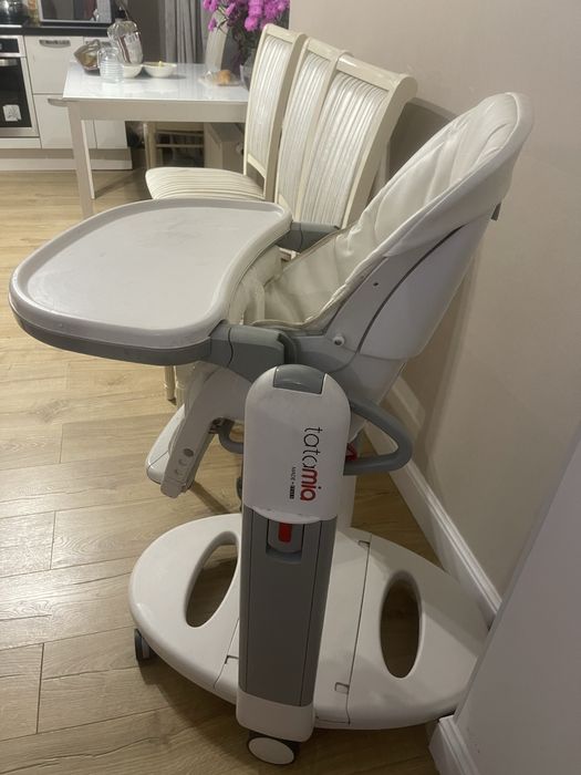 Детский стульчик 2в1 Tatamia peg perego