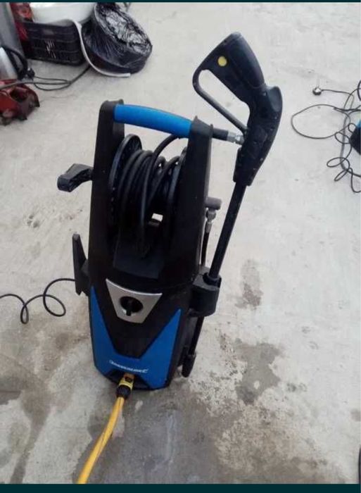 Водоструийка внос от Англия, много мощен мотор