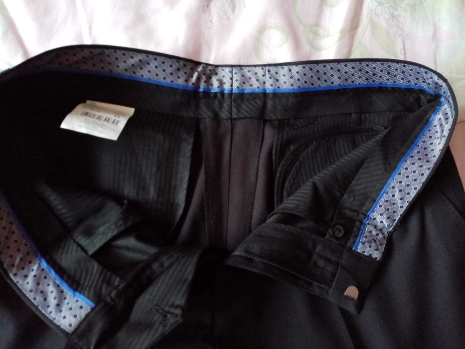 Мъжки официален костюм