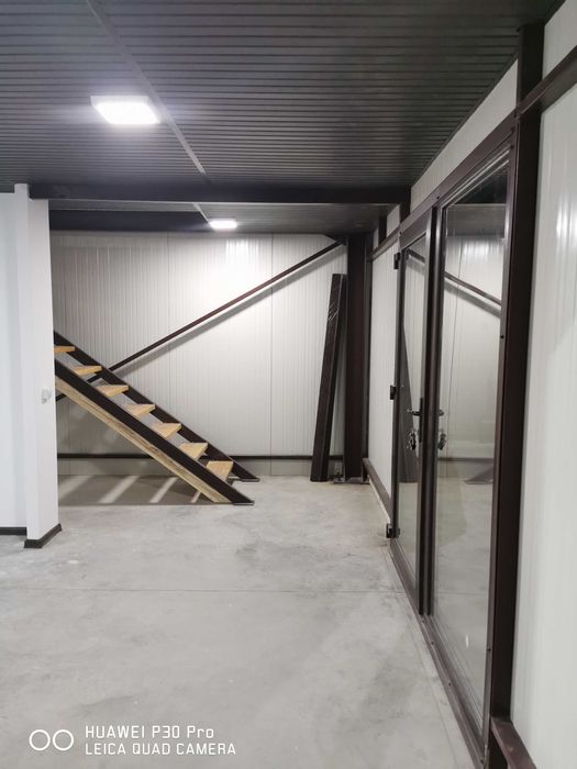 Ofer spre inchiriere spatiu comercial hala 270 mp utili