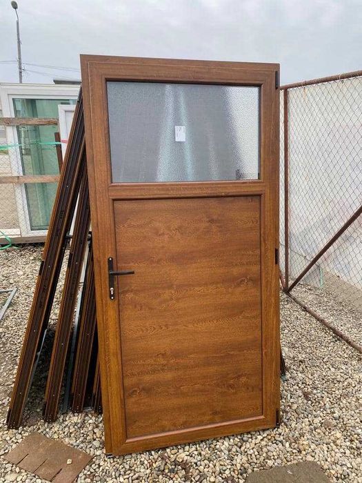 usi termopan noi culoare stejar auriu 4 anotimpuri