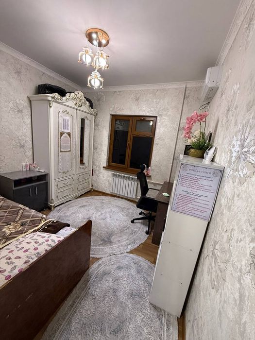 3 xonali uy sotiladi