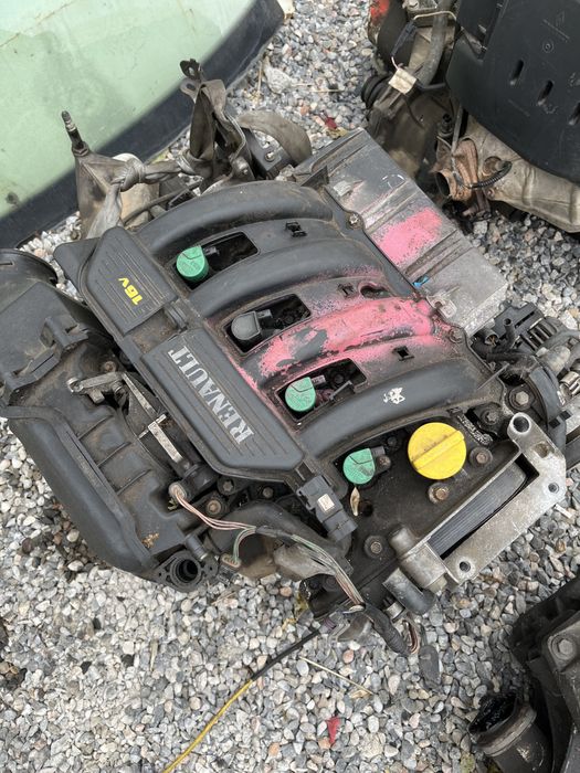 Двигатель Renault ларгус K4m