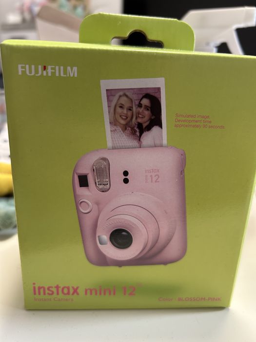 Fujifilm Instax Mini 12 roz NOU sigilat/nefolosit