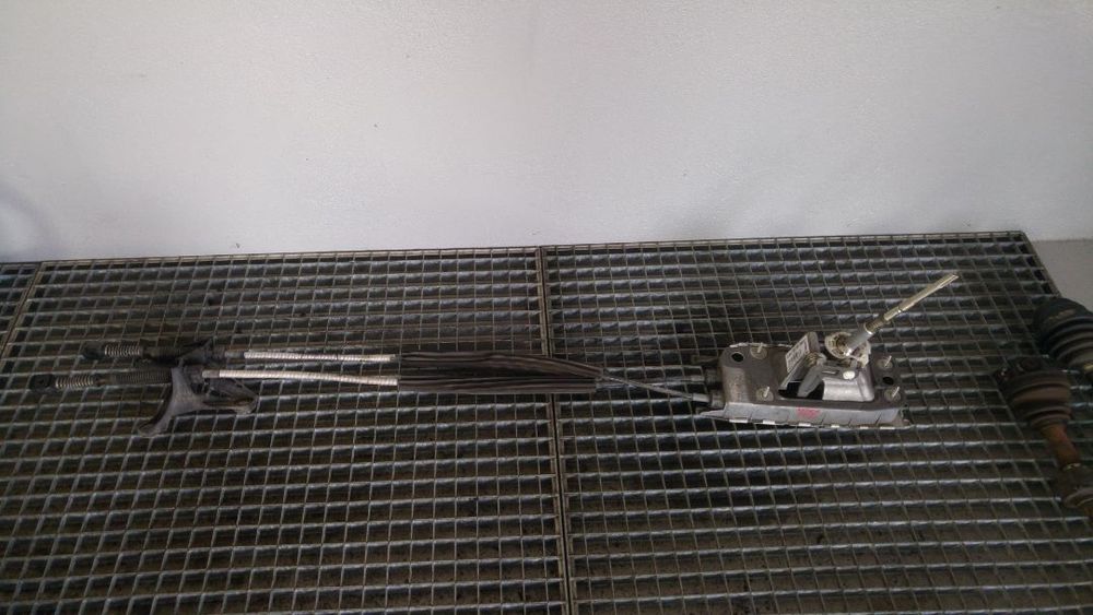 timonerie seat altea 5p 1.9 tdi bxe 5 trepte 1k0711049bg