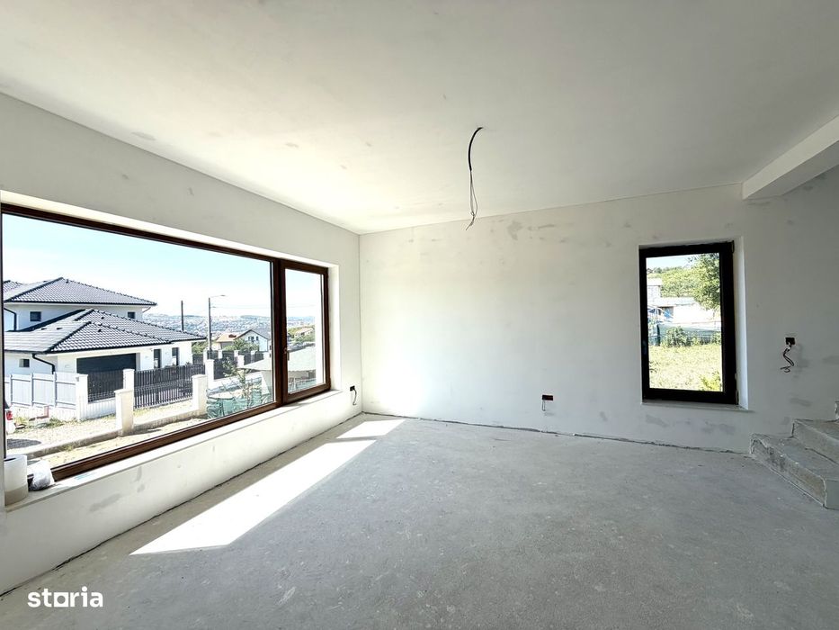 Casă modernă P+E 115 mp utili, 640 mp teren cartier Sărmaș