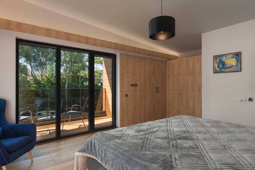 Дава се под наем Къща в София, Симеоново - 300 кв.м за 2040 € - Снимка #3