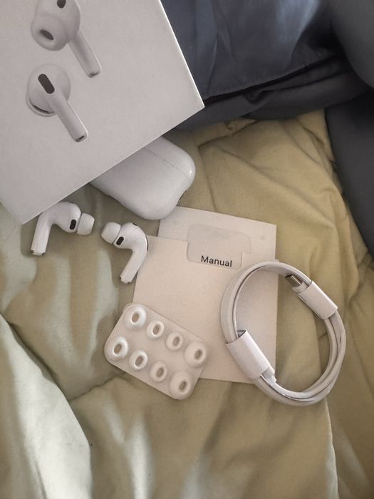 Airpods pro 3 vand urgent