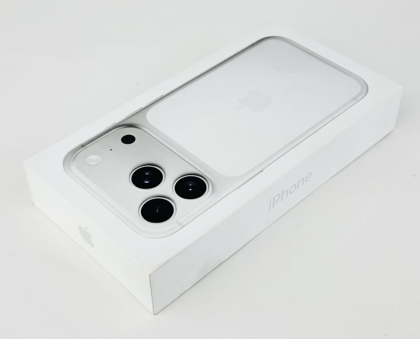 НАЛИЧЕН! Apple iPhone 17 Pro Max 256GB Silver НОВ!