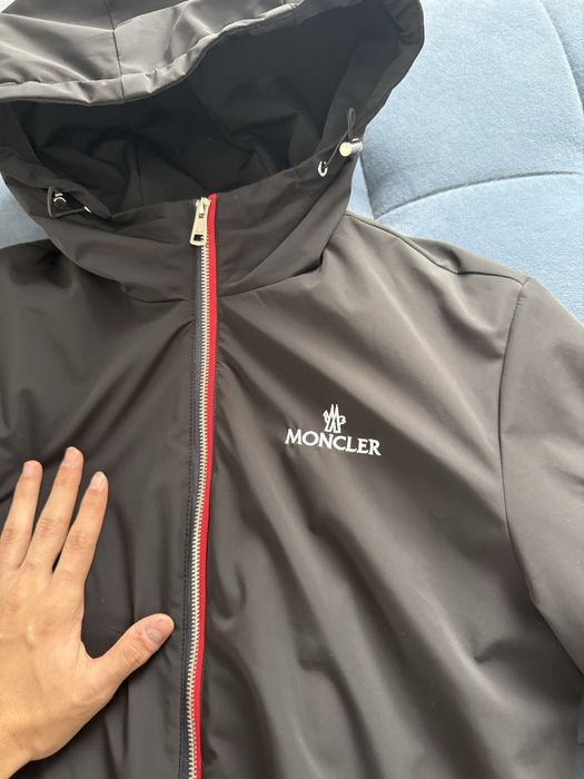 Ветровка Moncler