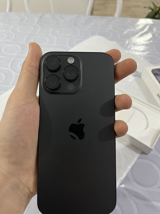 Продам Айфон 16 про макс ЕСИМ