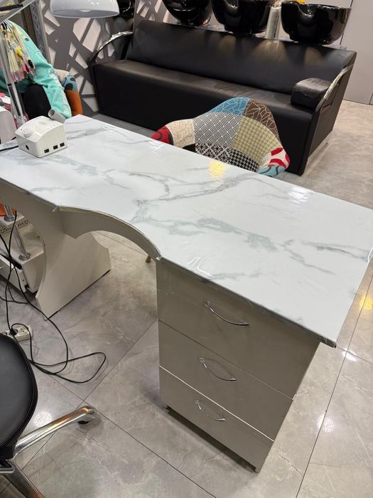 Парикмахерские оборудование