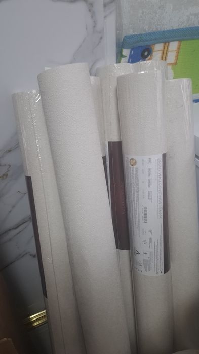 Продам новые обои 6 рулонов