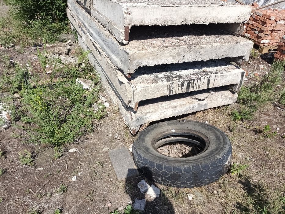 Кирпичь и плиты б