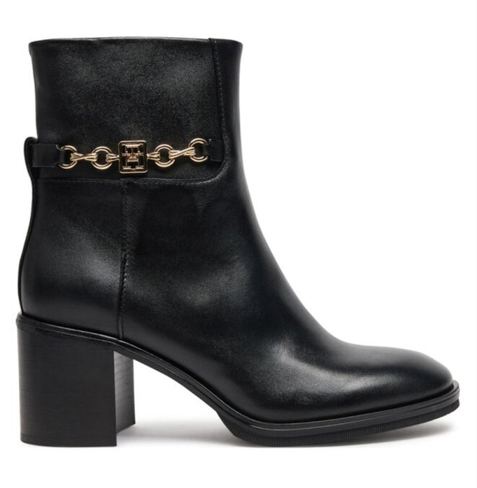 Tommy hilfiger оргинални естествена кожа