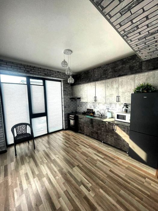 Oqtoshda oilaviy va ulfatlar uchun dam olish dacha