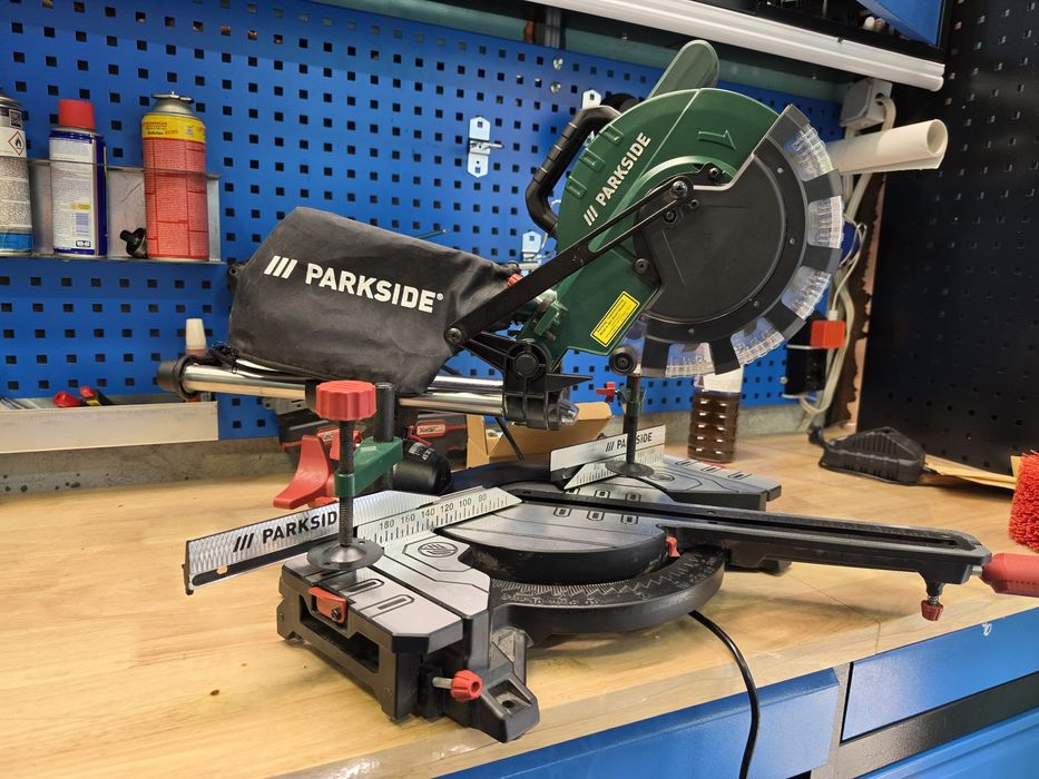 Циркуляр PARKSIDE® PZKS 2000 C3, 2000 W – прецизни разрези в дърво и пластмаса