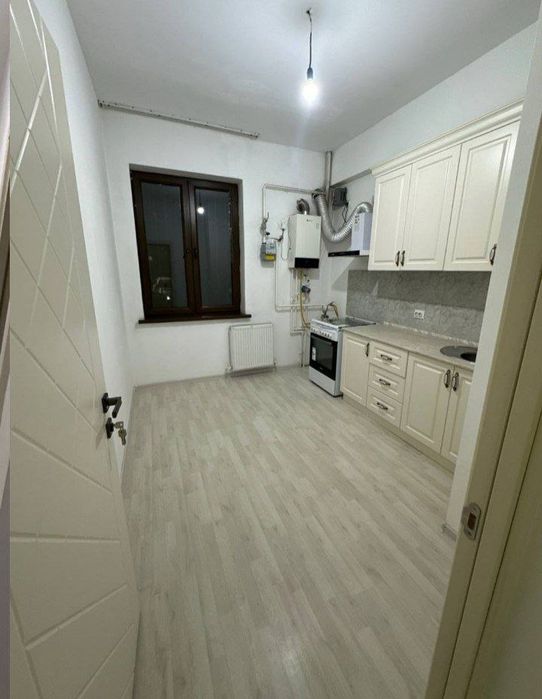 Arenda kvartira Qorasaroy Golden haus 1 xona 1 etaj