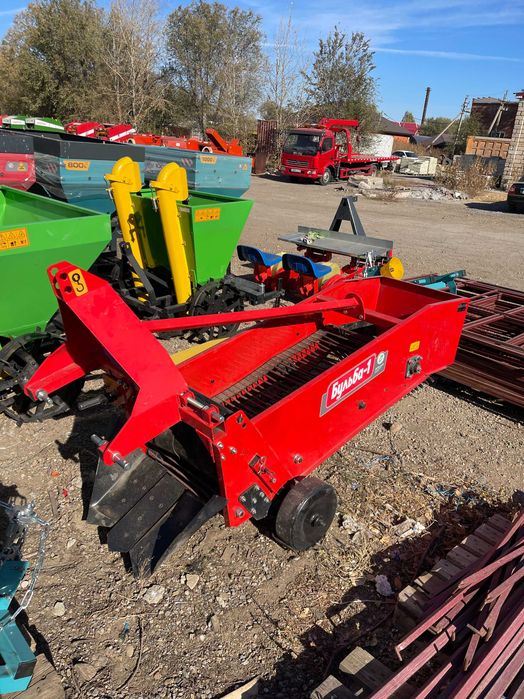 Картофелекопалка Бульба-1 D Pol