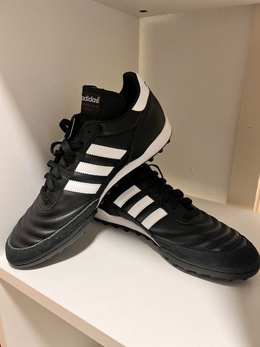 Adidas Mundial Team обувки 45 1/3  Чисто Нови