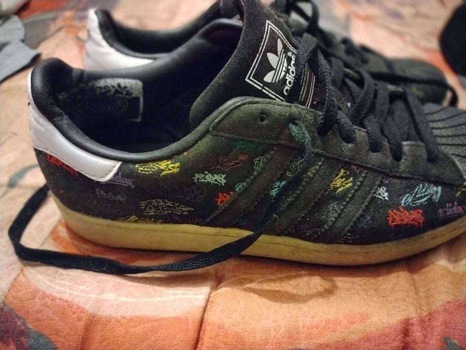 Маратонки и Суитчър Adidas бомбе ретро + Шапка RUN-DMC