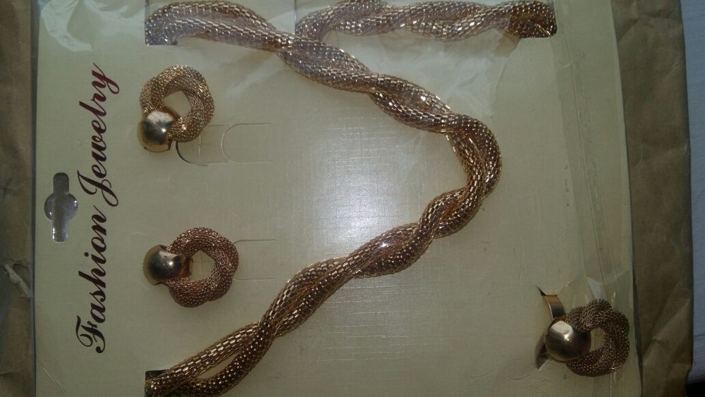 Бижутерия 4 предмета