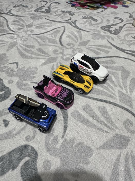 машинки hotwheel