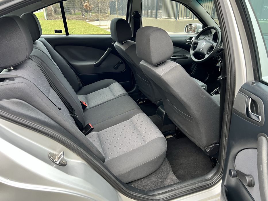 Skoda Octavia Tour 118.000 Km Reali 1.6 Benzina !