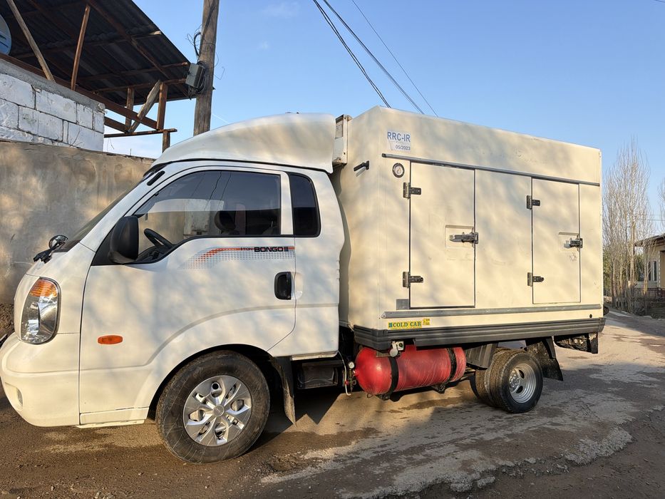 Рефрижератор кузов Kia bongo Huinday морозильник
