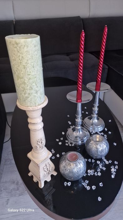 Стилни  свещници