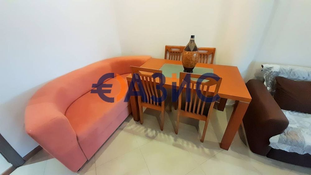 Продава се Двустаен апартамент в к.к. Слънчев бряг - 50 кв.м за 618 €/кв.м - Снимка #3