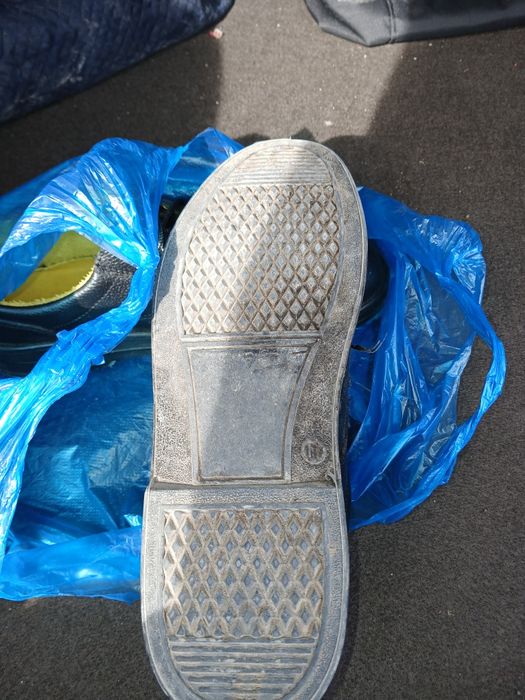 Саламандр сатылады 80 мнг сум размер 45