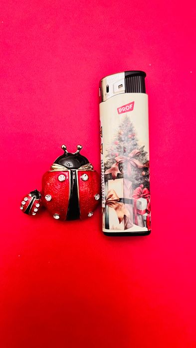 Брошка с кристали "Калинки"