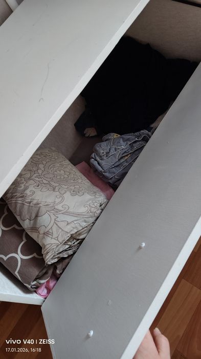 Комод под одеяло