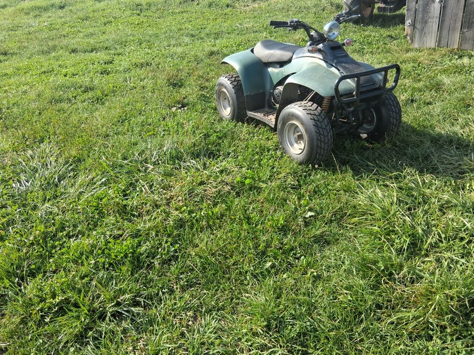 Vand două ATV-uri