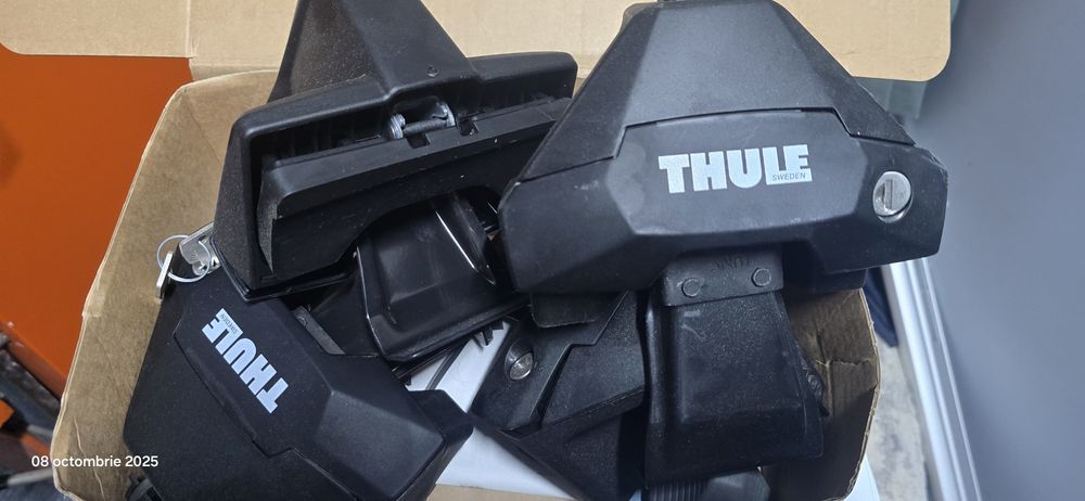 Bare transversale Thule pentru Range Rover evoque