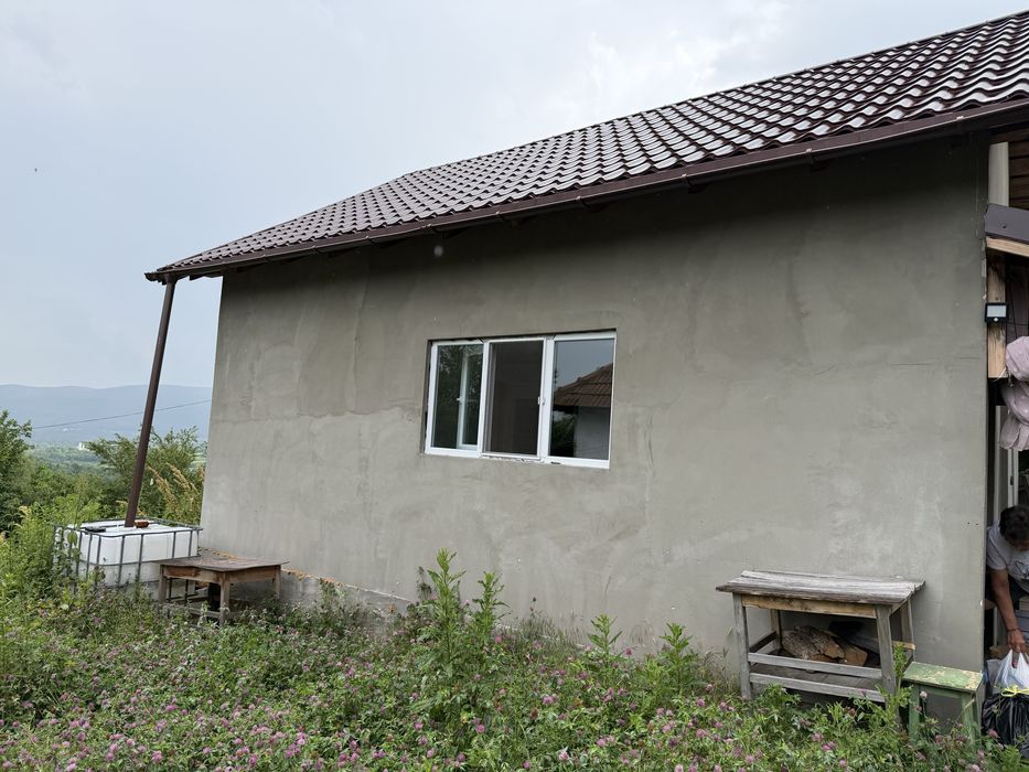 Casa de vacanta cu teren 1300 mp