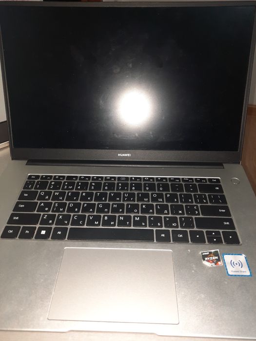 продам Ноутбук Huawei