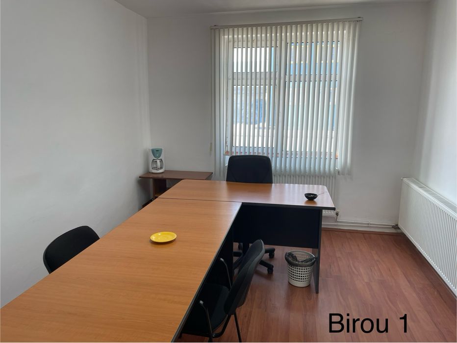 Spatii comerciale/birouri de inchiriat - 78 mp( din 268 mp )utili, birouri plus hol acces, grup sanitar si parcare 434 mp in curtea interioara