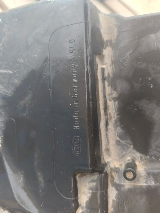 Audi a6 c6 левый фар