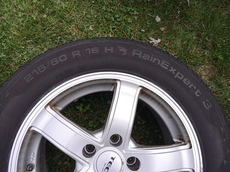 4 roți complete (anvelope vară) compatibile auto VW si Skoda